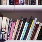 Sim, eu guardo livros.