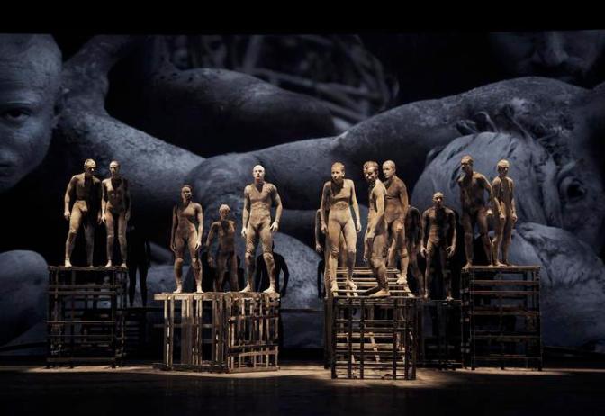 Deborah-colker-cao-de-plumas-blogazine-01