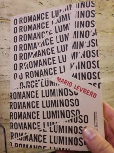 Romance Luminoso