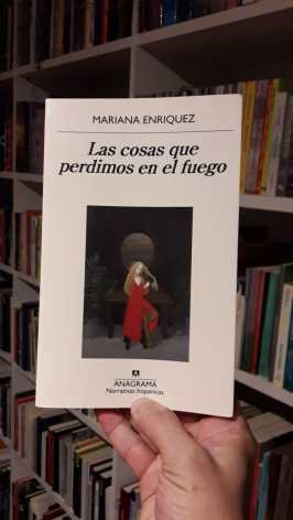 Las cosas que perdimos en el fuego capa