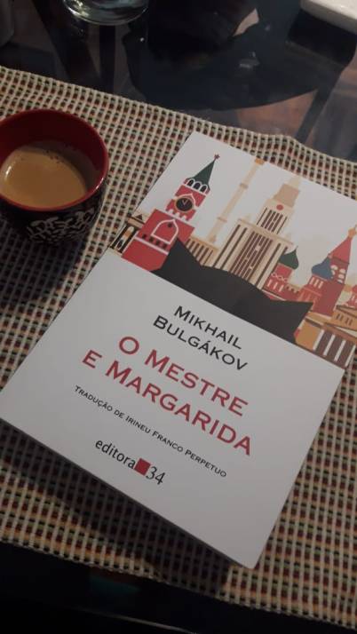 O mestre e a margarida capa